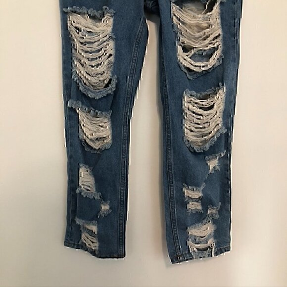 FASHION NOVA Get Ready Distressed Boyfriend Jeans Ripped High Waisted 13 W31 31" - Picture 6 of 12